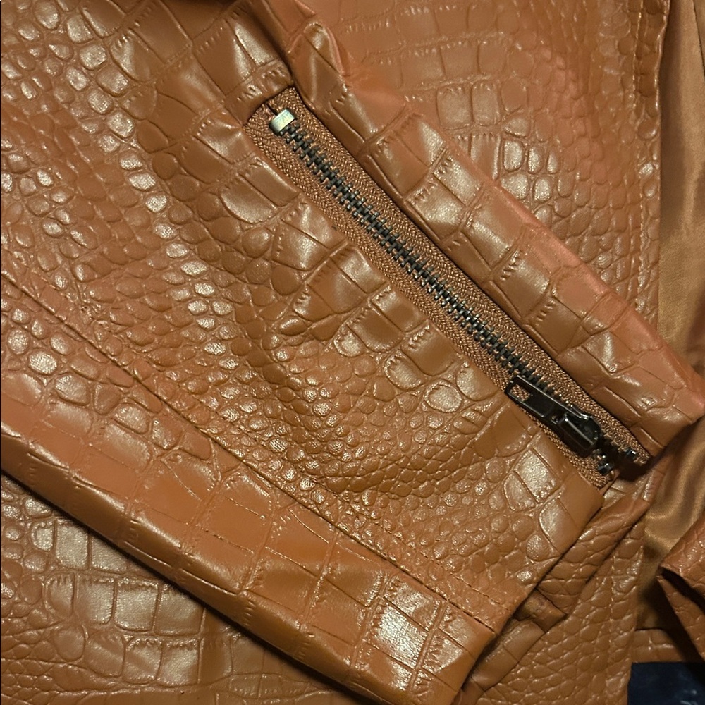 Stylish Crocodile Pattern Leather Jacket - Brown - image 3